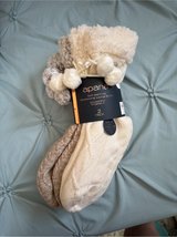 Apana vitamin e infused lounge socks in Chicago, Illinois