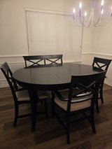 DINING TABLE in Chicago, Illinois