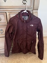 North Face light weight jacket in Warner Robins, Georgia