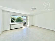 Modern Apartment in Prime Kaiserslautern Location next to train station in Ramstein, Germany