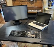 Convertible Desk in Aurora, Illinois