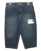 NEW Gloria Vanderbilt AMANDA All Around Slimming Effect Denim Jean Capris 12P = 12 Petite in Oswego, Illinois