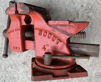 Vintage 1950s Wilton Scout cast iron 4" Swivel Bench Vise w/ Anvil in Chicago, Illinois