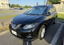 2014 Nissan X-Trail, Low KM, Dealer Maintained, Excellent on Gas in Ramstein, Germany