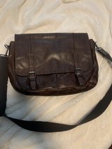 Fossil Men’s Leather Messenger in Fort Campbell, Kentucky