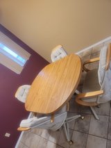 dinning table with 4 chairs in Alamogordo, New Mexico