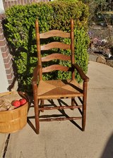 Vintage Colonial Early American Style Ladderback Rush Seat Arm Chair. in Houston, Texas