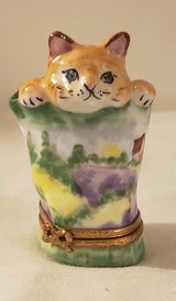 Handpainted Limoges Porcelain Egg Cat in Boot Trinket Box with Brass Accent in Sacramento, California