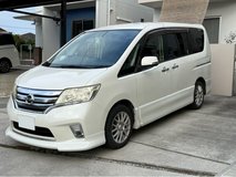 Nissan Serena 2012 in Okinawa, Japan