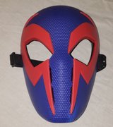 Hasbro Marvel Spiderman Face Mask in Sacramento, California