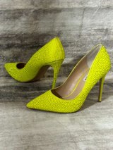 ? Steve Madden Women’s Yellow Heels – Bold & Eye-Catching ? in Houston, Texas