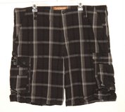 Lee Dungarees Brown Plaid 9 Pocket Cargo Shorts Men's Tag Size 42 in Bolingbrook, Illinois