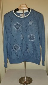 Alfred Dunner Snowflakes Blue Long Sleeve Sweater (Petite M) in Sacramento, California
