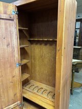 Gun cabinet in Alamogordo, New Mexico