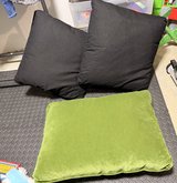 Throw pillow set in Warner Robins, Georgia