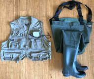 Gander Mountain Guide Series Fishing 2XL Vest *AND* 11 / 12 Boot Chest Waders Combo in Chicago, Illinois