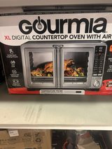 GOURMIA XL Digital Countertop Oven with Air Fryer in Kingwood, Texas