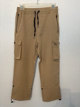 Woman's  khaki  cargo pants in Fort Leonard Wood, Missouri
