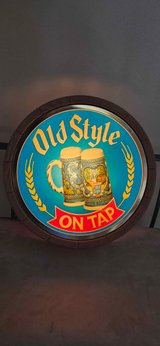 Authentic Vintage 1983 OLD STYLE Lighted "ON TAP" Beer Sign L@@K in Brookfield, Wisconsin
