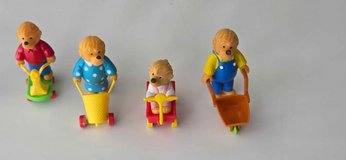Complete Set of 1986 dated Vintage Berenstain Bears McDonald’s Happy Meal in Brookfield, Wisconsin