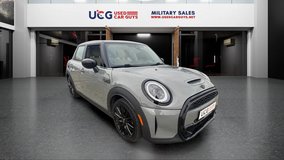 2022 MINI Hardtop 4 Door Cooper S (Manual) in Wiesbaden, GE