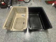 Top Paw@ brand Medium sized plastic Dog Crate  40" L x 27" W x 30" H in Jacksonville, Florida