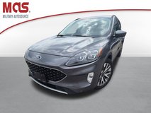 2021 Ford Escape Titanium – 44,158 Miles in Grafenwoehr, GE