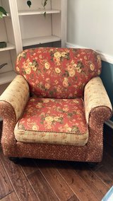 Floral living room chair in St. Charles, Illinois