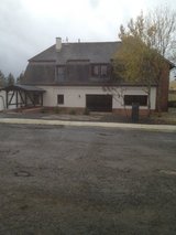 very nice freestanding 155 sqm house in Speicher with garage in Spangdahlem, Germany