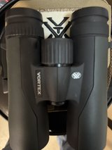 Vortex 10X32 Binoculars w/case in Alamogordo, New Mexico