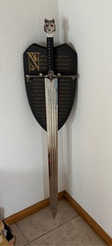 LONG CLAW! From Game of Thrones! in Ramstein, Germany