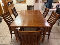 originally paid $3,500. Amish made in USA, hand made oak wood table, for the person who wants pu... in Ramstein, Germany