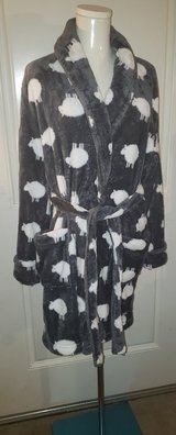 Sonoma Lifestyle Bathrobe with Two Side Pockets (Size M) in Sacramento, California