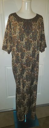 Kamaal Fashions 3/4 Sleeve Paisley Print Kaftan Silk Blend Maxi Dress (Size L) in Sacramento, California