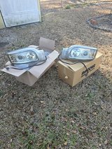 Peterbilt 389 Headlight Assemblies in Camp Lejeune, North Carolina