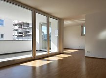 Exclusive Sunny 4-Room Apartment – Like New – Heart of Böblingen in Stuttgart, GE