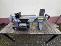 Hydraulic Log Splitter in Ramstein, Germany