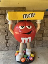 M&M 4 foot stand in Leesville, Louisiana