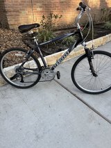 Giant Sedona, hybrid comfort bike in Houston, Texas