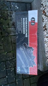 3ton Car Jack in Ramstein, Germany