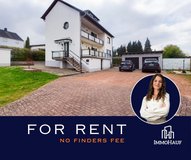 ?? Modern 3-Bedroom Home with 2 Garages | Brücken in Ramstein, Germany