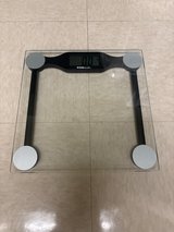 Digital body scale (like new) in Okinawa, Japan