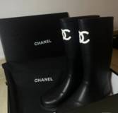 Ladies rain boots in Wiesbaden, GE