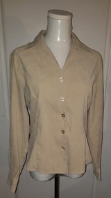 Harvé Benard Suede Beige Button Down Long Sleeve Blouse (Size PM) in Sacramento, California