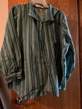 4x long sleeve cotten in Chicago, Illinois