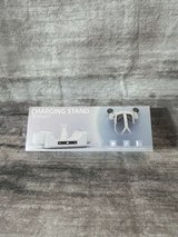 Charging stand compatible with O-Quest 3 in Spring, Texas