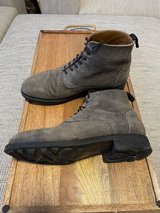 Taft Suede Cap-Toe Boots – Gray - EU 43 / US 10 – Lightly Worn – Rugged & Stylish in Ramstein, Germany
