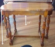 Vintage Table in Aurora, Illinois