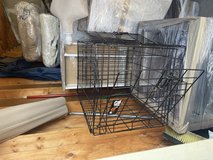 Dog cage in Bolingbrook, Illinois