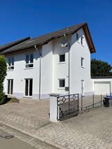 semi-detached house in Elschbach in Ramstein, Germany